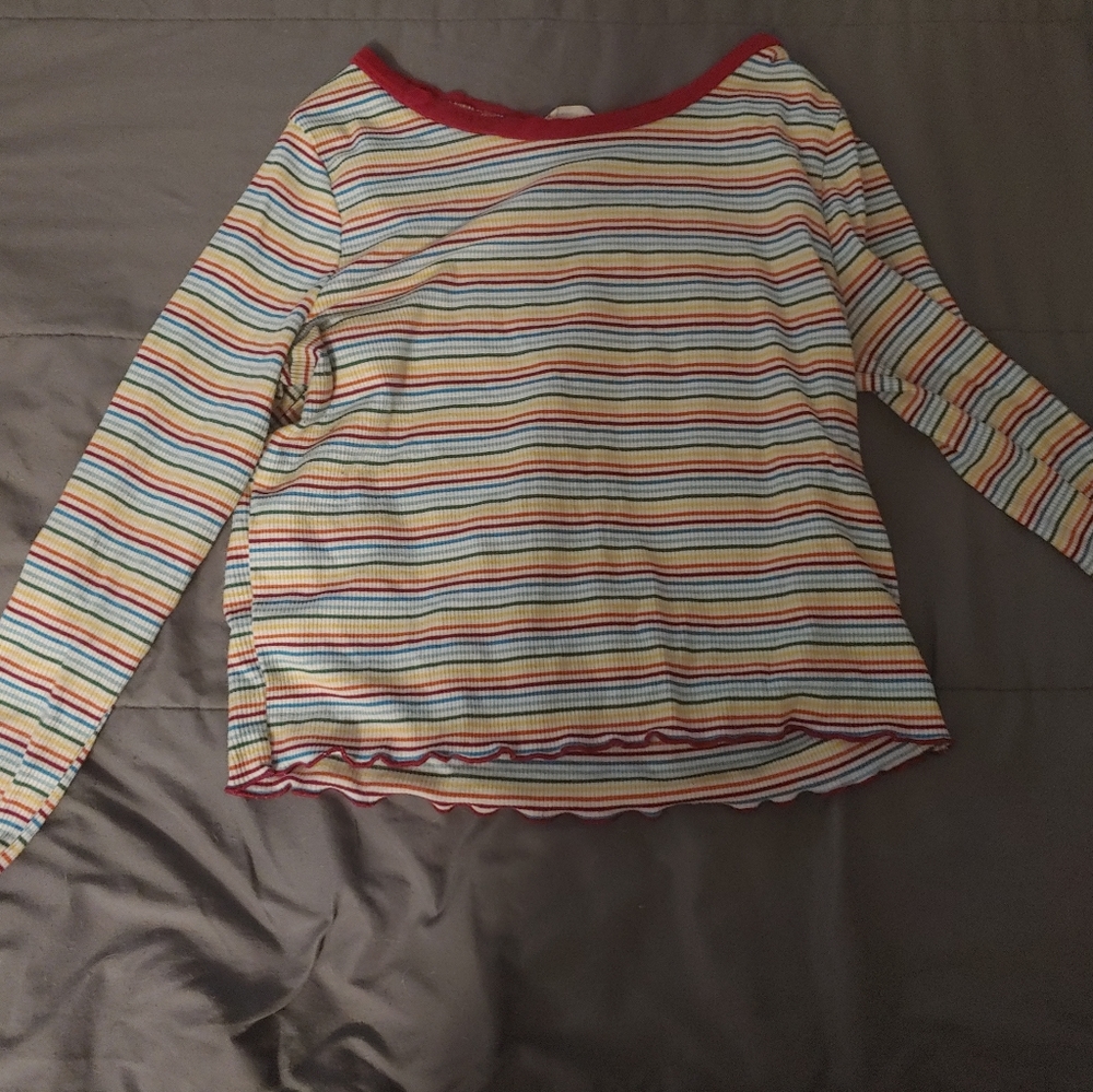 Long sleeved crop top